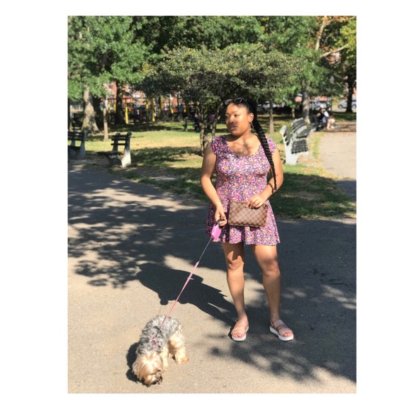 Meet your Posher, Olonna - Picture 5 of 13